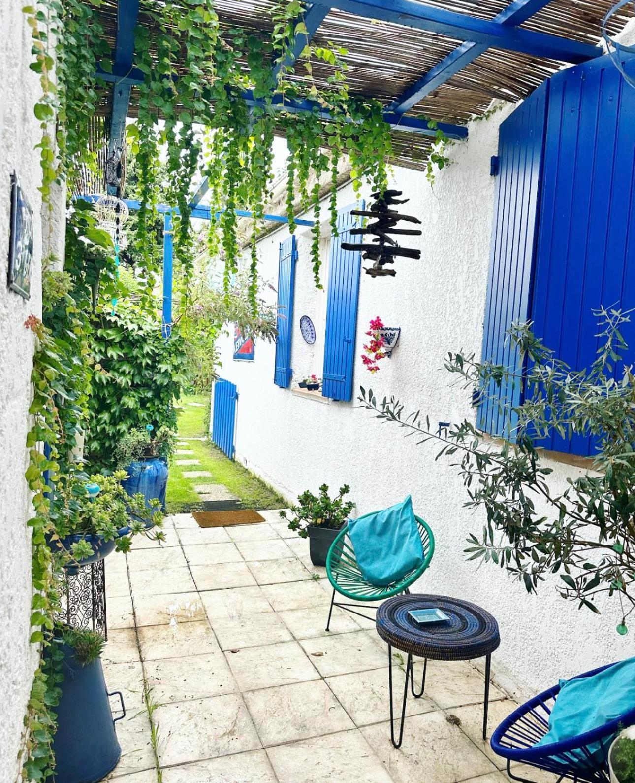 Hotel Le Mazet Des Beaujots Monteux Esterno foto