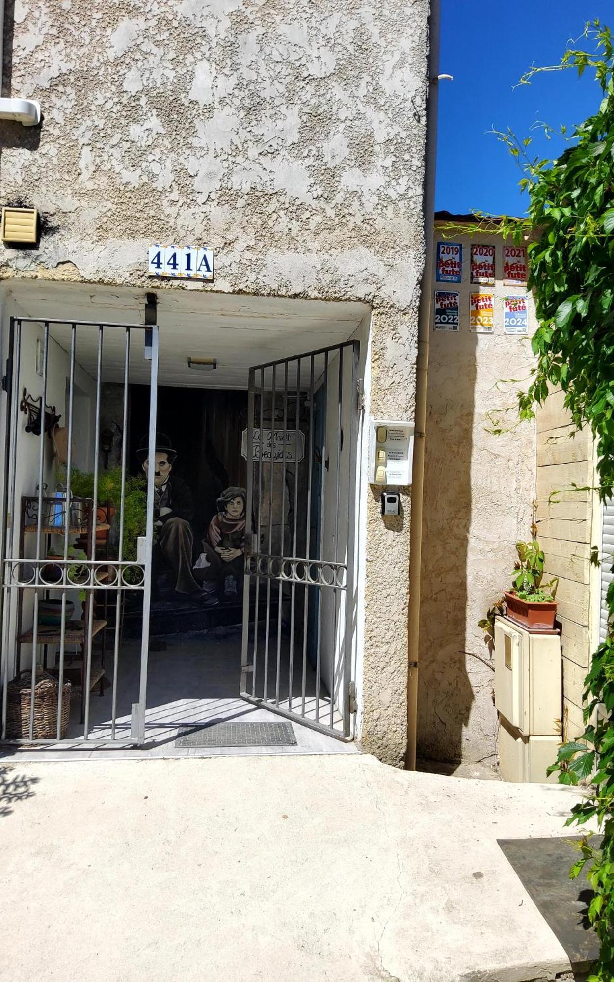 Hotel Le Mazet Des Beaujots Monteux Esterno foto